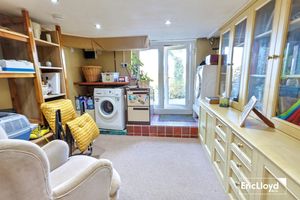 Photo 19- click for photo gallery